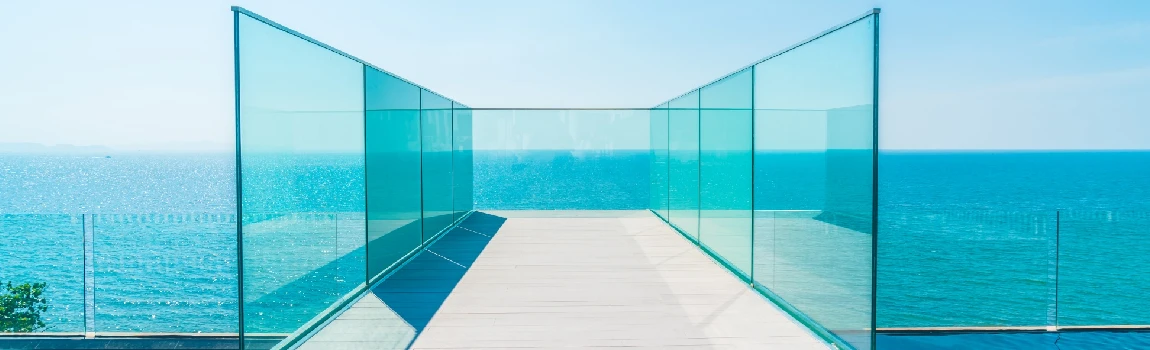 Customized Glass Pool Fence Repair Services in Bellview, FL
