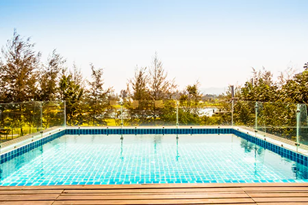 Cost of Glass Pool Fence Repair in Bellview, FL