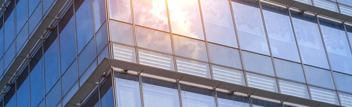 UV-Resistant Glass Experts&nbsp;in Bellview, FL